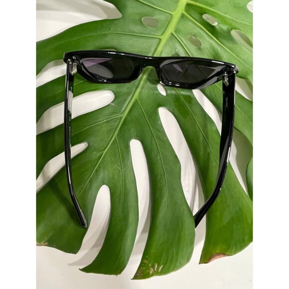Quay On the Radio Black Cat Eye frame Polarized Sunglasses main image 9